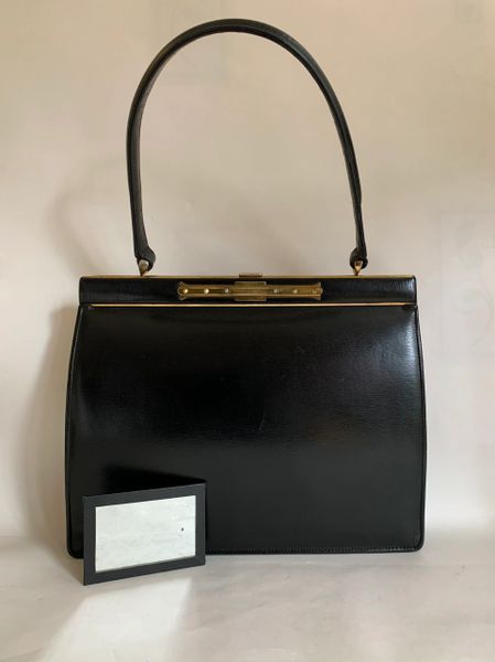 Widegate Black Leather 1950s Vintage Handbag Ivory Leather Lining With Felt Back Vanity Mirror