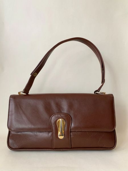 Elgee Vintage 1960s Nut Brown Leather Adjustable Shoulder Bag Fabric Lining.