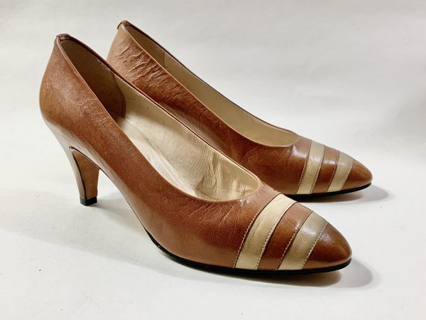 Bertie Vintage 1980s Tan & Beige Leather Court Shoes Almond Toe 3” Heel UK 6.5
