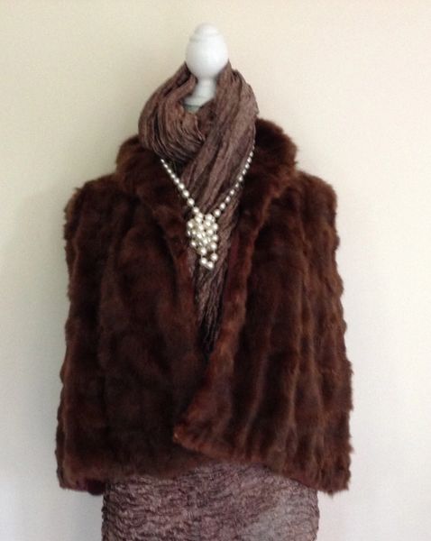 Thorpe & Crump Vintage 1930s Short Brown Fur Evening Cape Vintage Bolero