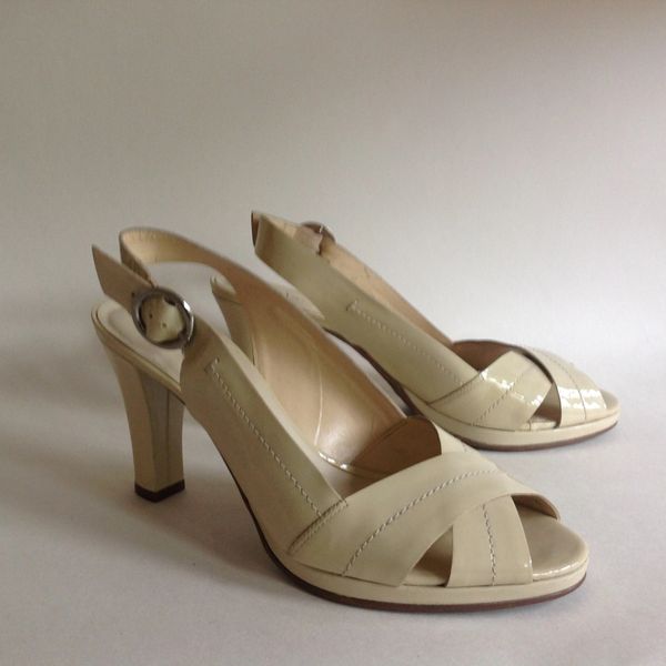 Jane Shilton A Beautiful Butter Cream Ivory Peep Toe Slingback Patent Leather Shoe UK Size 5 EU 38