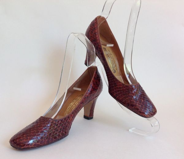 Snake skin hot sale shoes heels