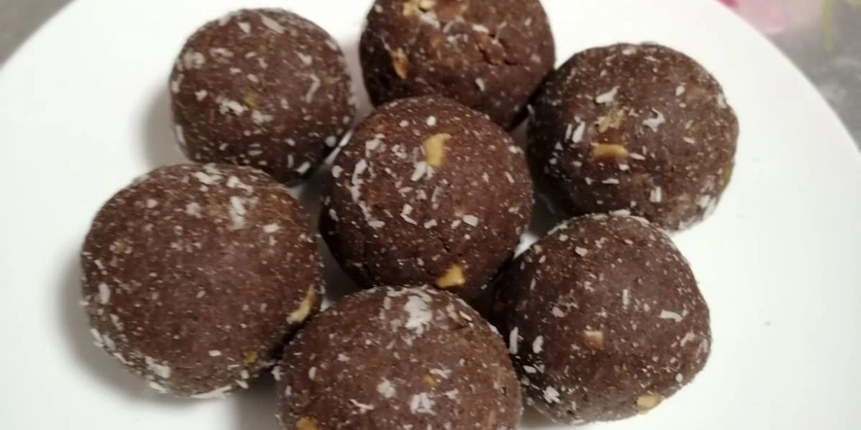 Mumsome Ragi Finger Millet Ladoo Mix