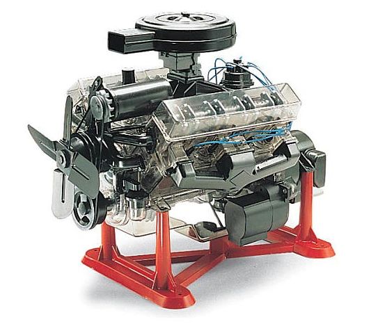 VISIBLE V-8 1/4 Scale Plastic Model Engine Kit (RVL8883)