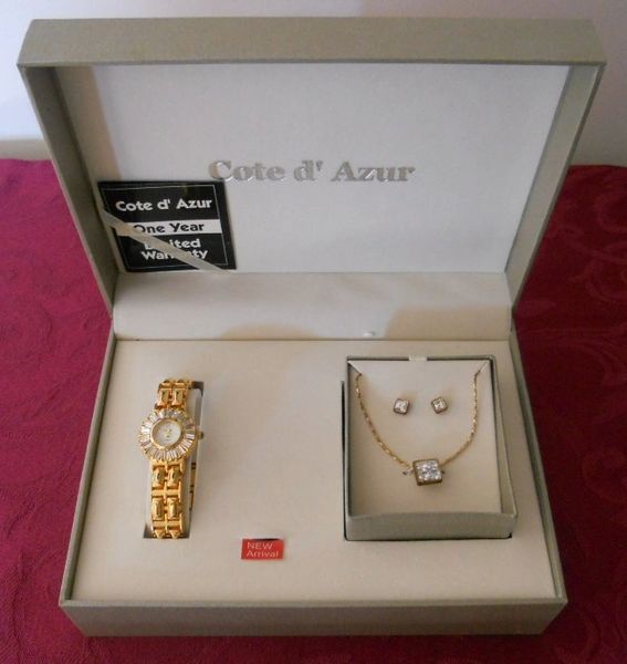 Cote d' Azur Women's Watch/Jewelry Set