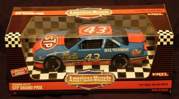 Richard Petty STP Grand Prix ERTL Collector Metal Car