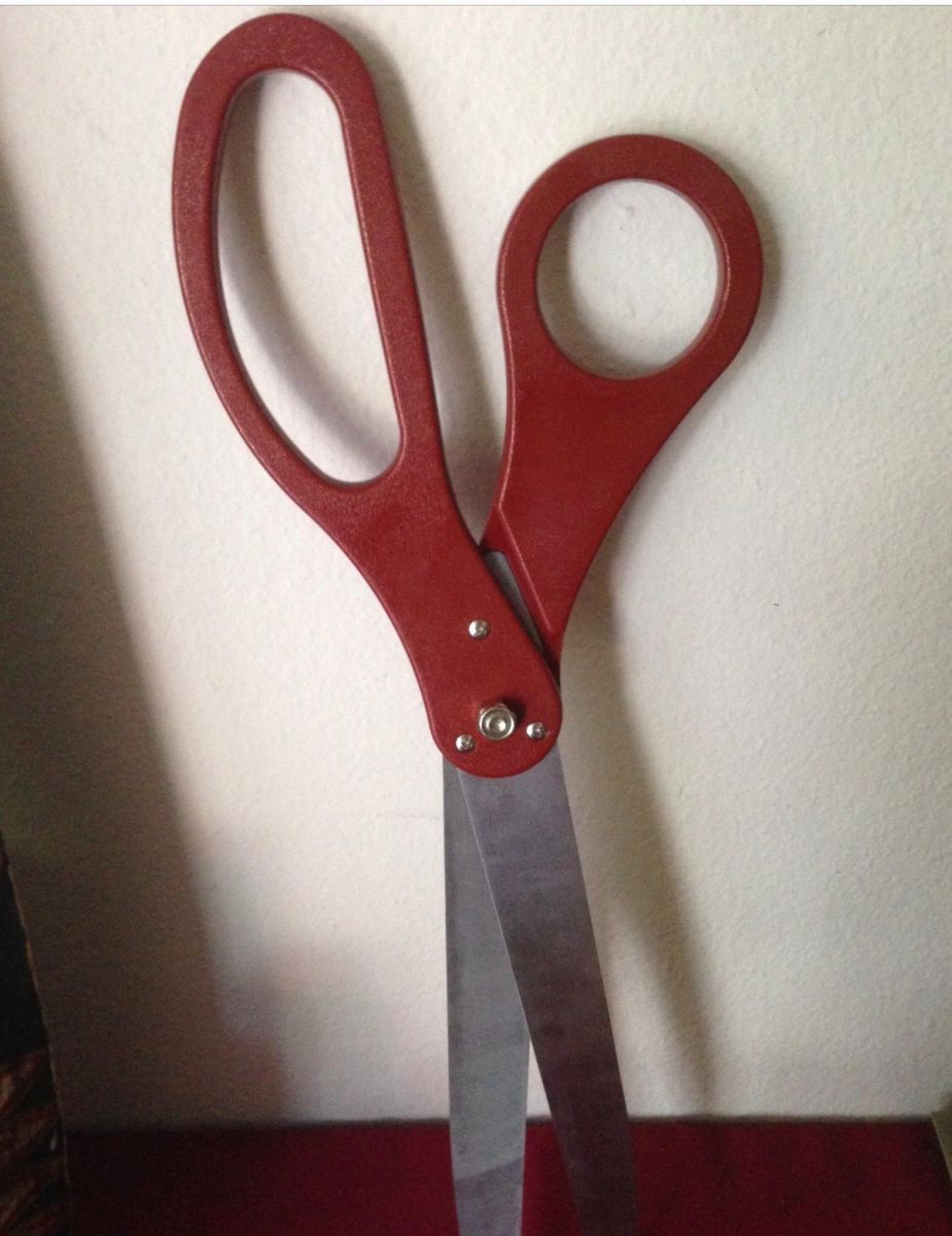 Giant Scissors Rental - Red
