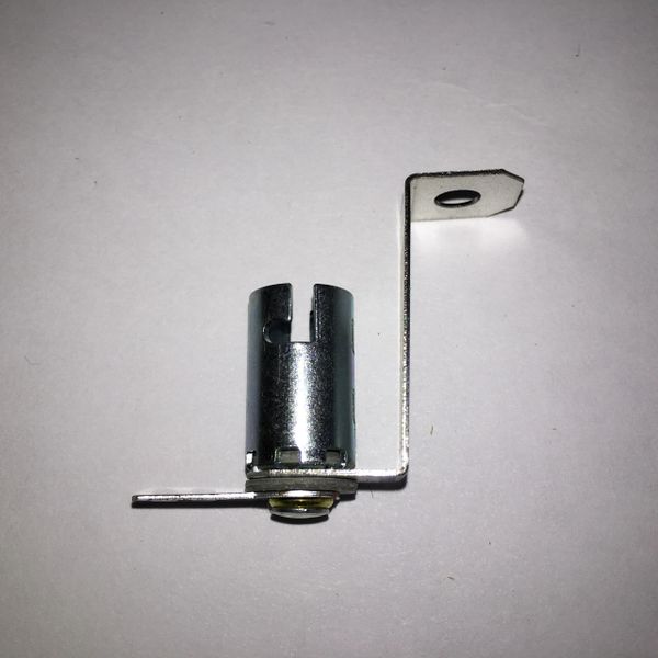 E-120-127 Small Lamp Socket One Tab