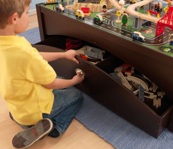 Kidkraft metropolis train sale