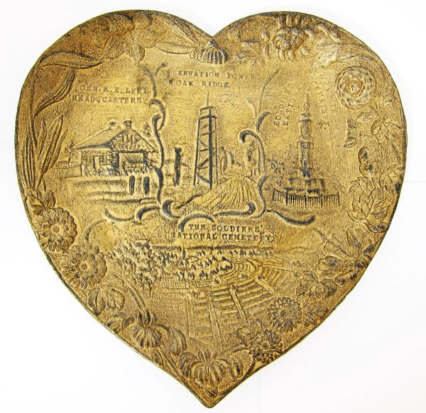 Gettysburg Souvenir Heart Shaped Plate