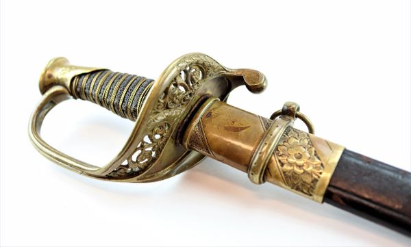 Deluxe Foot Officer's Sword / Sold