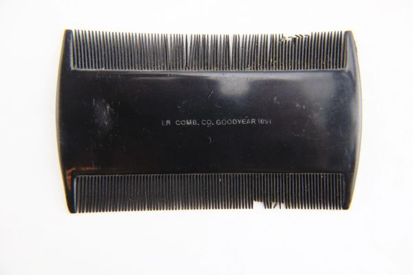 Civil War Gutta Percha Lice Comb / SOLD