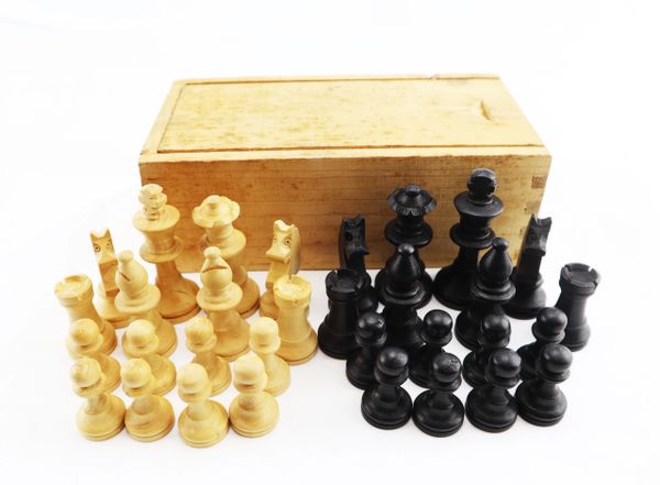 Civil War Chess Set / Sold