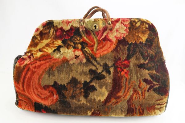 Civil War Carpet Bag / SOLD