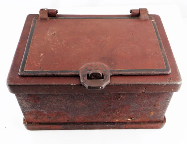 Civil War Strongbox / Sold