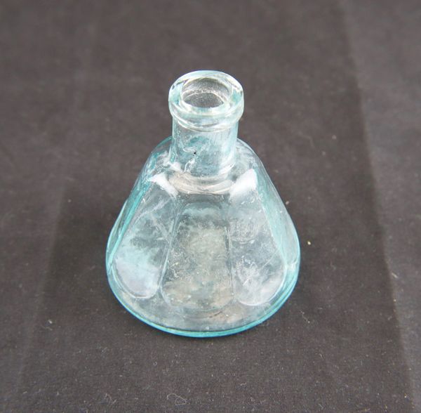 Civil War Glass Inkwell / SOLD