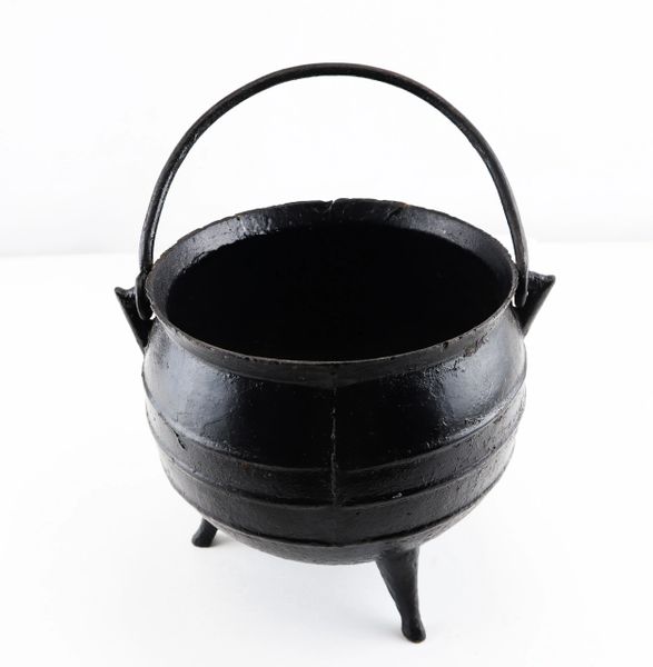 Revolutionary War Period Cooking Kettle / SOLD