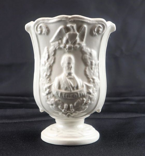 Civil War Vintage Abraham Lincoln Stoneware Vase