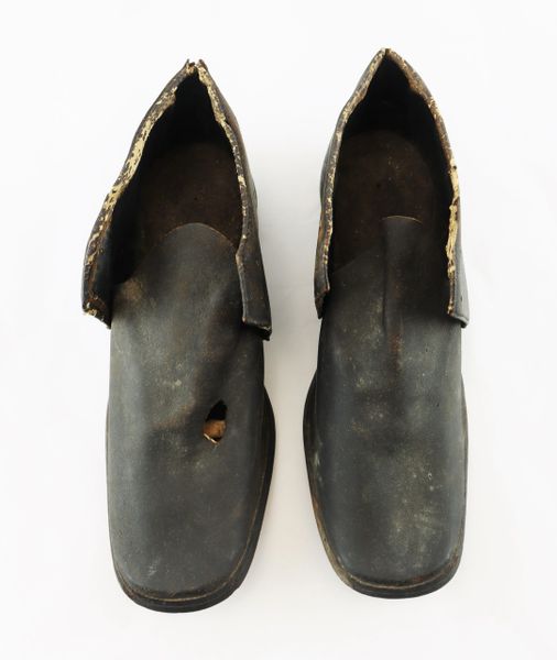 Civil War Era Boy’s Shoes / SOLD | Civil War Artifacts - For Sale in ...