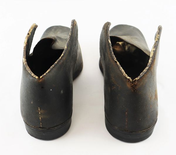 Civil War Era Boy’s Shoes / SOLD | Civil War Artifacts - For Sale in ...