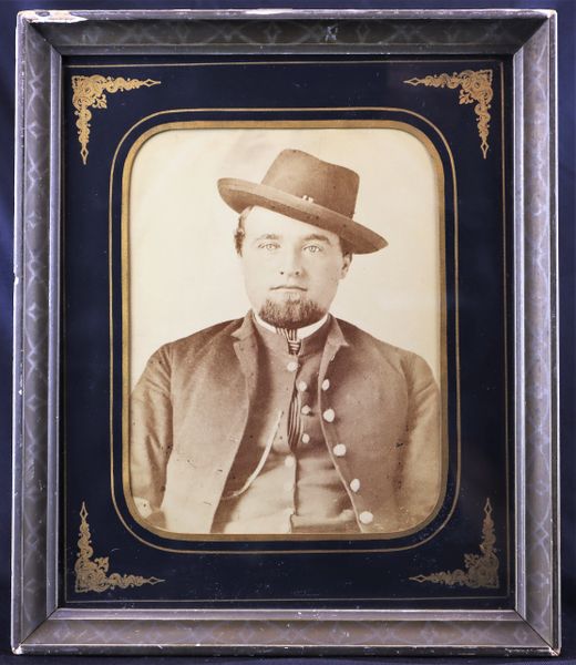 Albumen Photograph of Western Theater Union Soldier