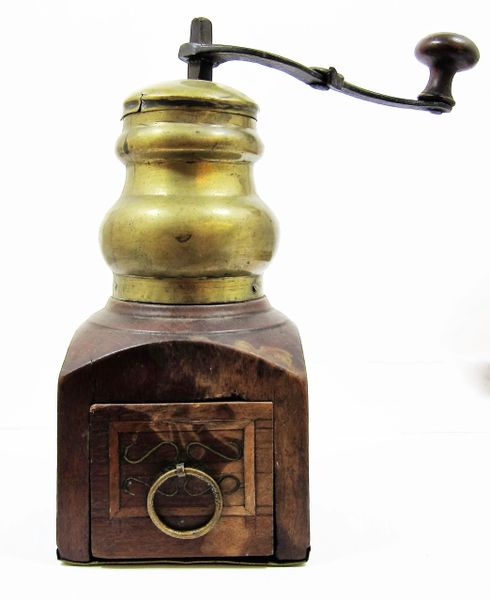 18th Century Medicine Grinder / Sold
