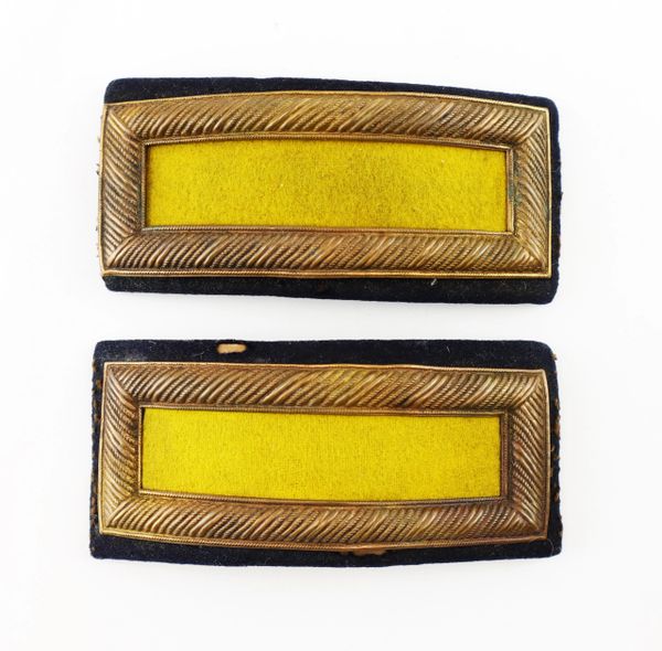 Smith’s Patent Shoulder Boards 2nd lieutenant of Cavalry