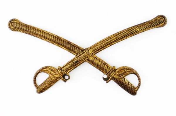 Civil War Officer’s Cavalry Crossed Sabers Insignia