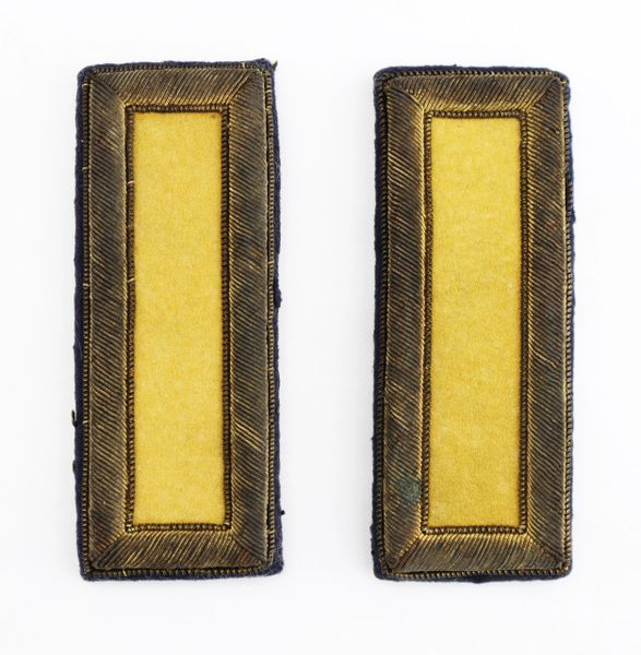 2nd Lieutenant of Cavalry Shoulder Bars