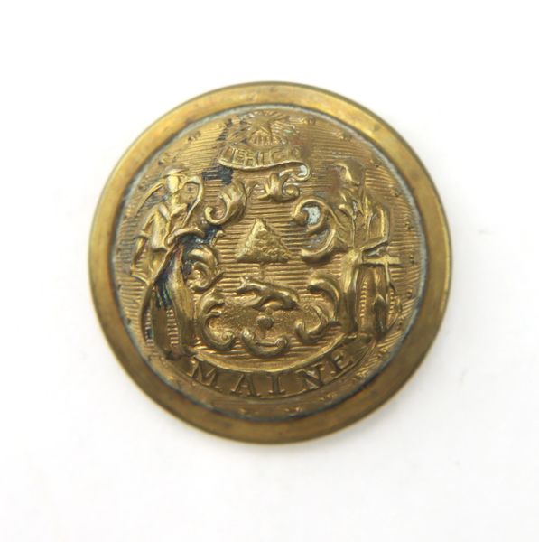 Maine Coat Button / SOLD
