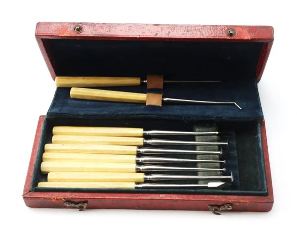 1840’s Ivory Dental Kit