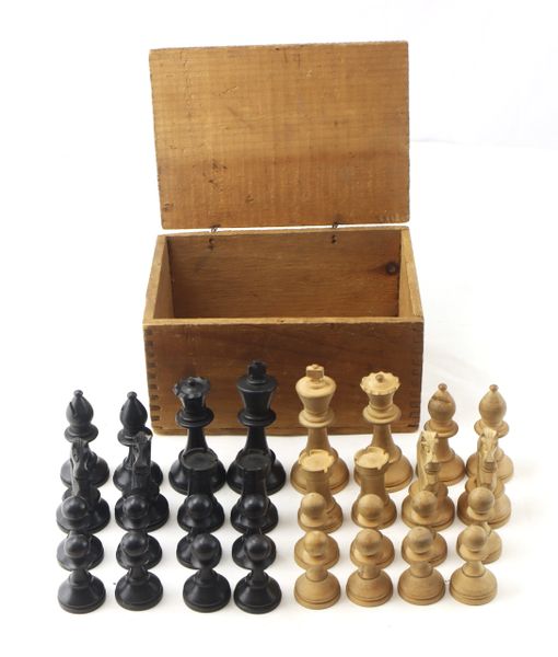 Civil War Chess Set / SOLD