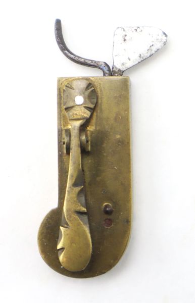 Spring Leaded Fleam / Bleeder with Original Case / SOLD
