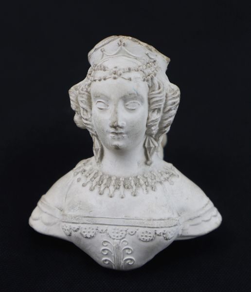 A Victorian-Era Figural White Clay Pipe Depicting Queen Victoria