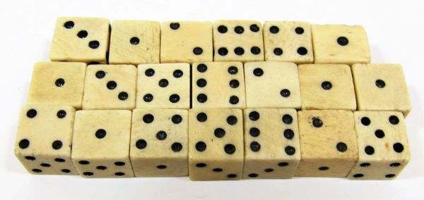 Pair of Civil War Bone Dice