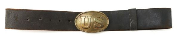 U.S. Puppy Paw Plate on Model 1840 Belt