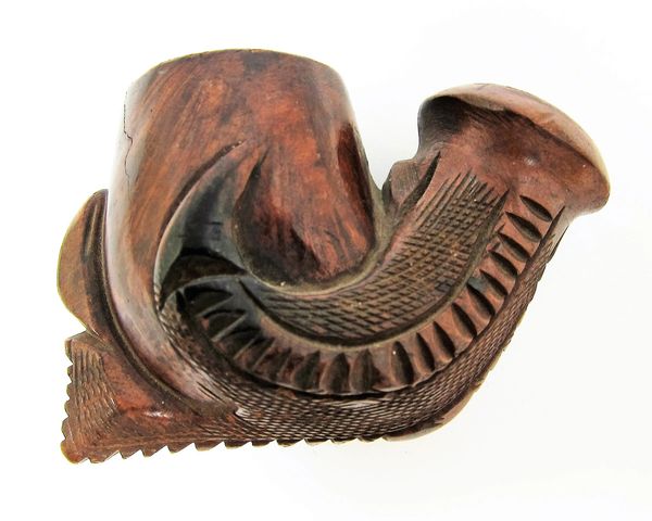 Eagle Claw Pipe