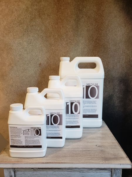Medium 10 Solution - Signature Line (64 oz)