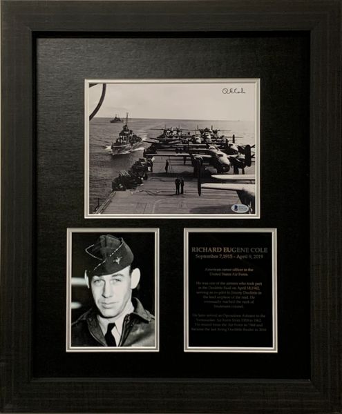 RICHARD E. COLE SIGNED 8X10 PHOTO WWII DOOLITTLE RAID