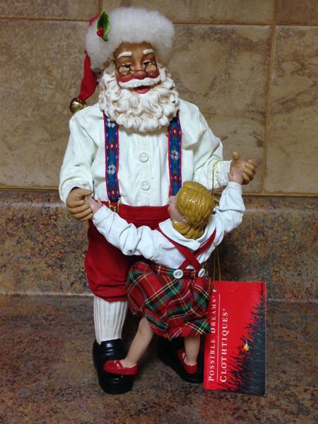 Clothtique Possible Dreams Santa