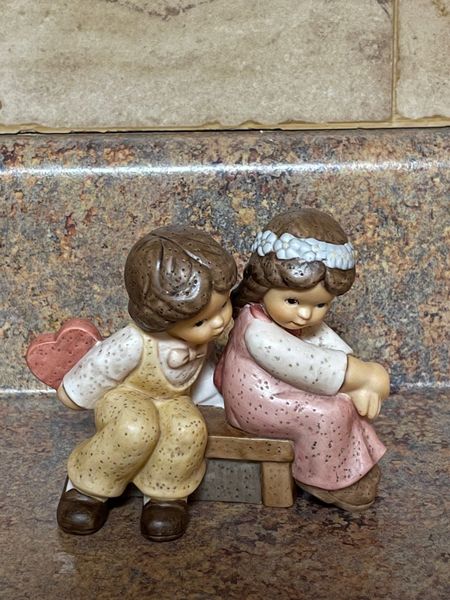 Goebel M.I. Hummel Little Wishes Just For You 465222