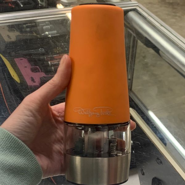 Wolfgang Puck Electric Dual Salt & Pepper Mill