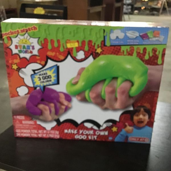 Pocket Watch Ryan's World Make Your Own Goo Kit