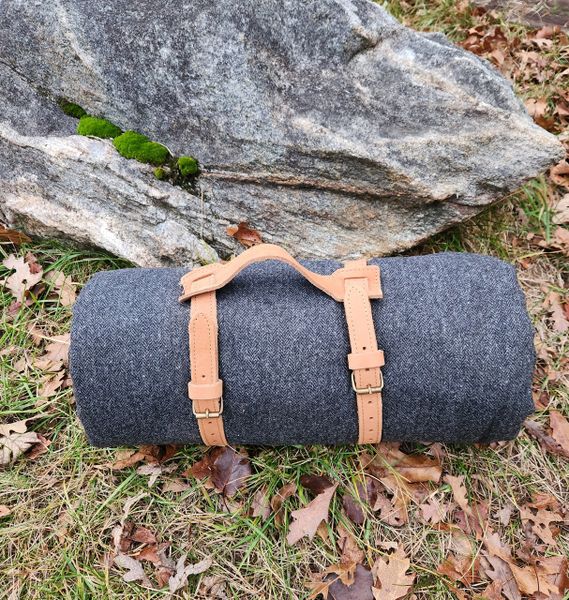 Wool Blanket Roll W/Leather Carrier Dark Grey Tweed Thermal Pro Lined