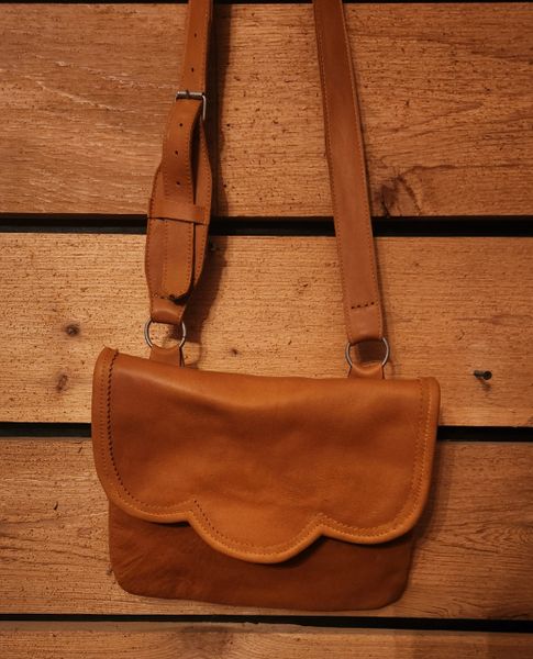 Leather Shooting Bag Bucktan