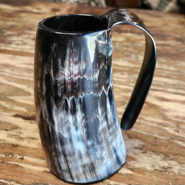 Horn Mug Medium