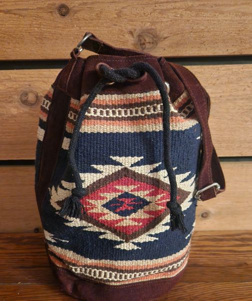 Southwest Bucket Bag Navy