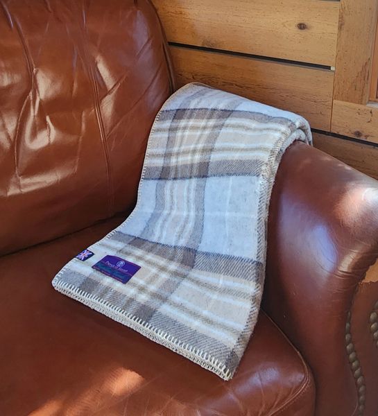 Wool Tartan Plaid Blanket 2