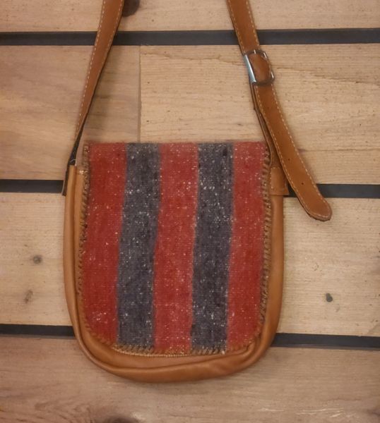 Hand Made Leather Haversack w/Wool Flap 02