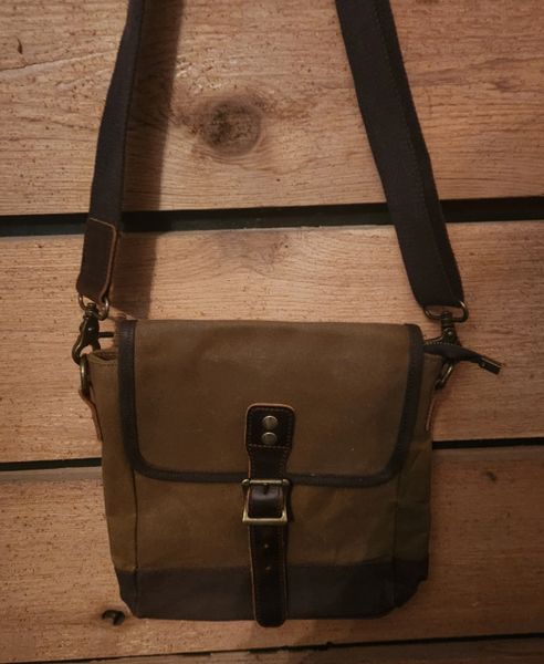 Waxed Canvas Haversack W/Leather Bottom Brown